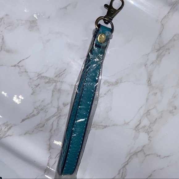 NWOT JOY SUSAN Kate Crossbody Clutch - Picture 13 of 14